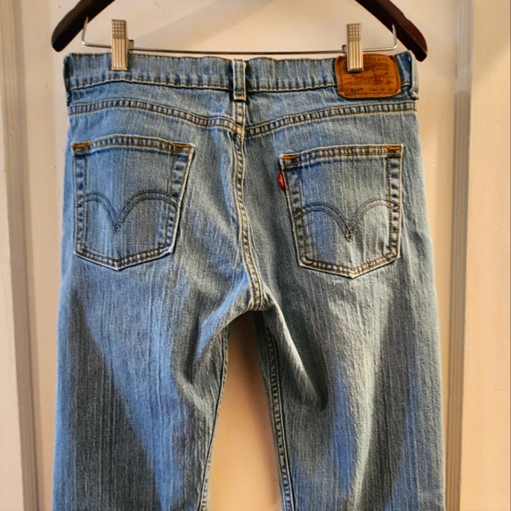 Vintage Women's Levi's 514 Slim Straight Jeans. Size 30x30 20 REG. Color Blue